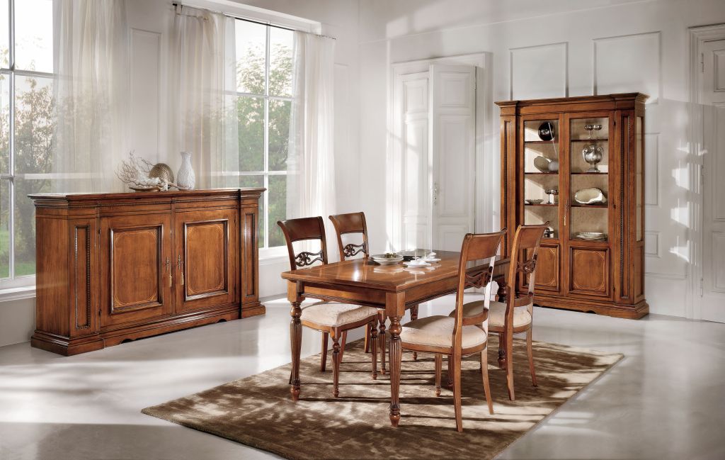 Credenza con intarsio Filetto