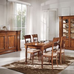 Credenza con intarsio Filetto